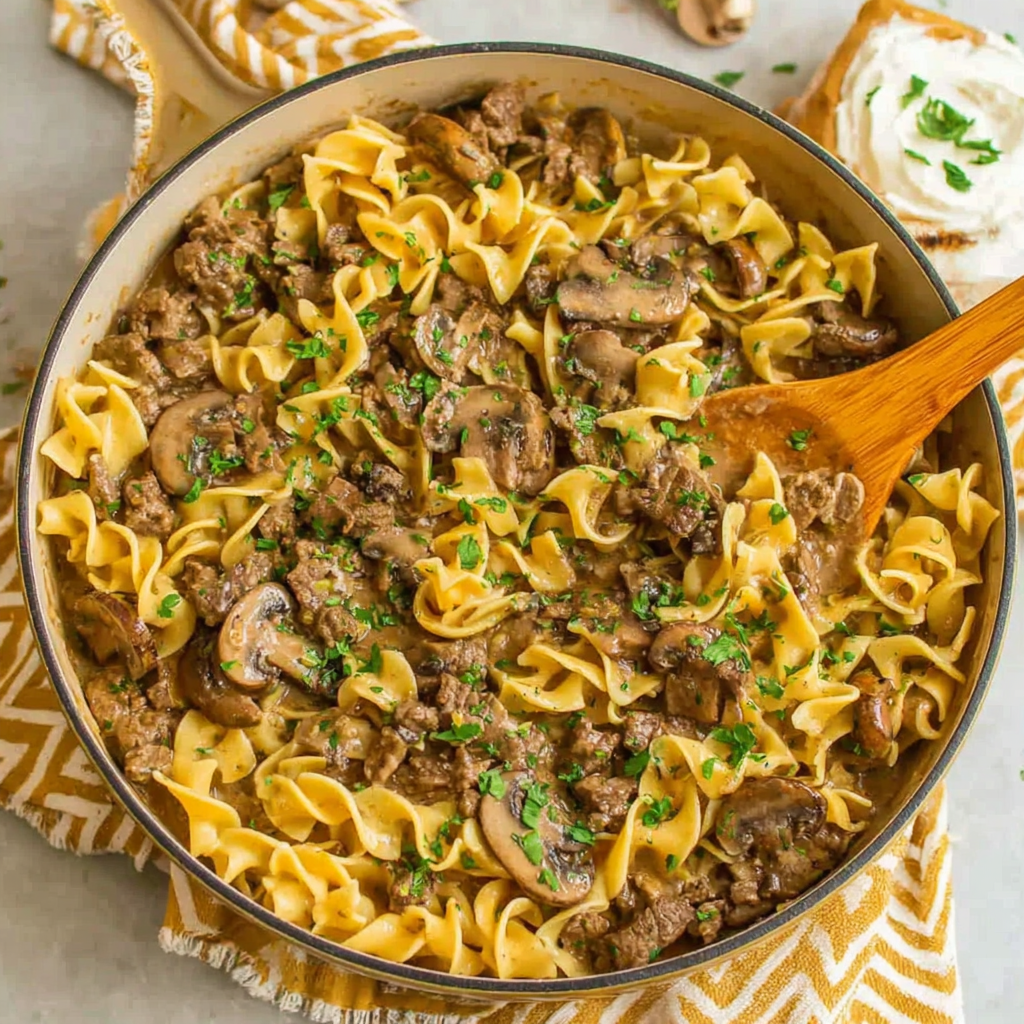 One-Pot Beef Stroganoff for Comfort Food Lovers