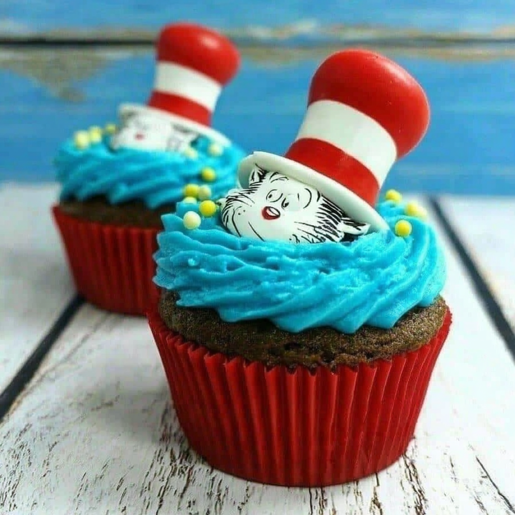Delightful Cat in the Hat Cupcake Recipe for Kids
